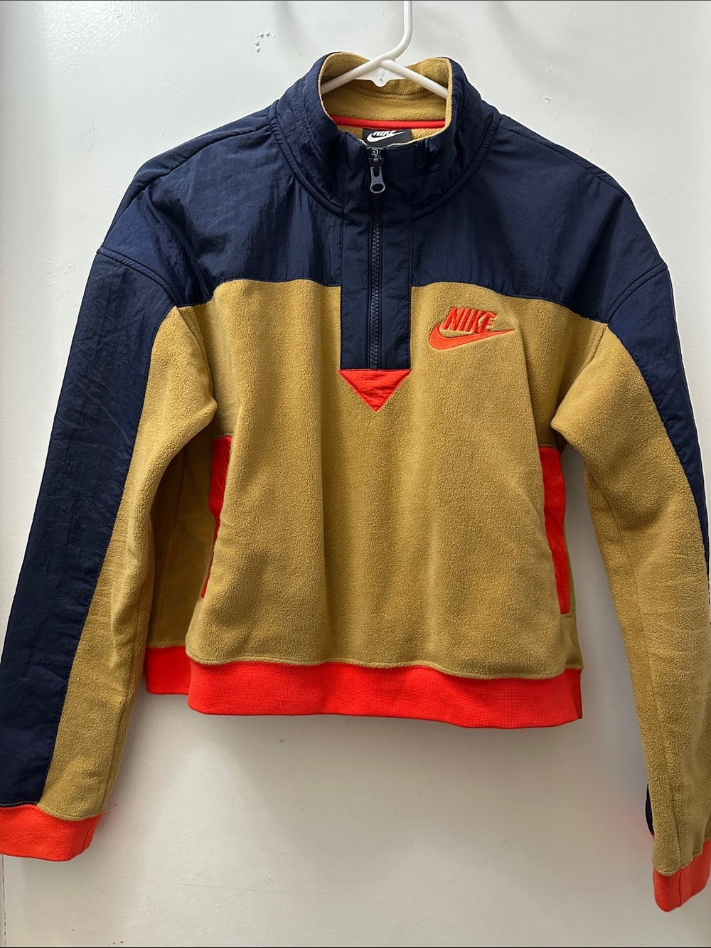 Nike quarter zip cropped sweater fleece